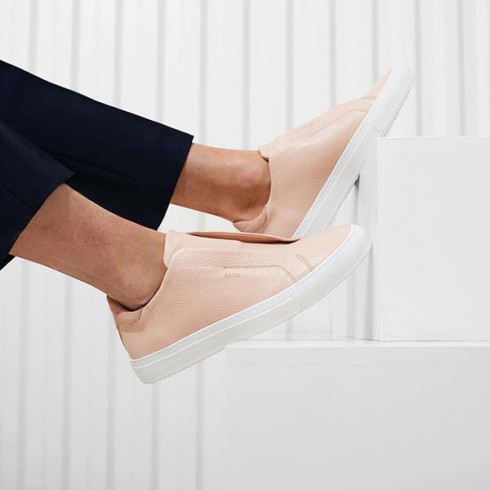 5 mẫu giày sneaker nữ đẹp dành cho Xuân-Hè 2016