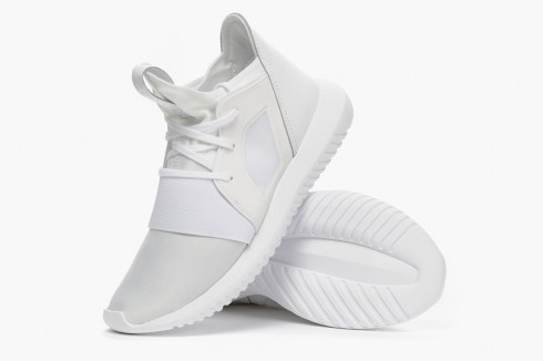 5 mẫu giày sneaker nữ đẹp dành cho Xuân-Hè 2016