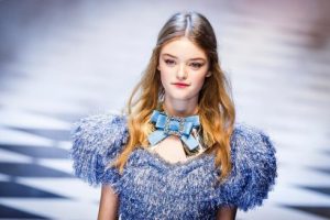 xu huong thoi trang 2016 bold shoulders 5