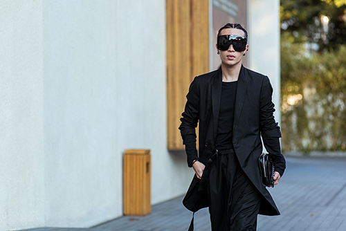Street style Tuần thời trang quốc tế Việt Nam đẹp như Paris