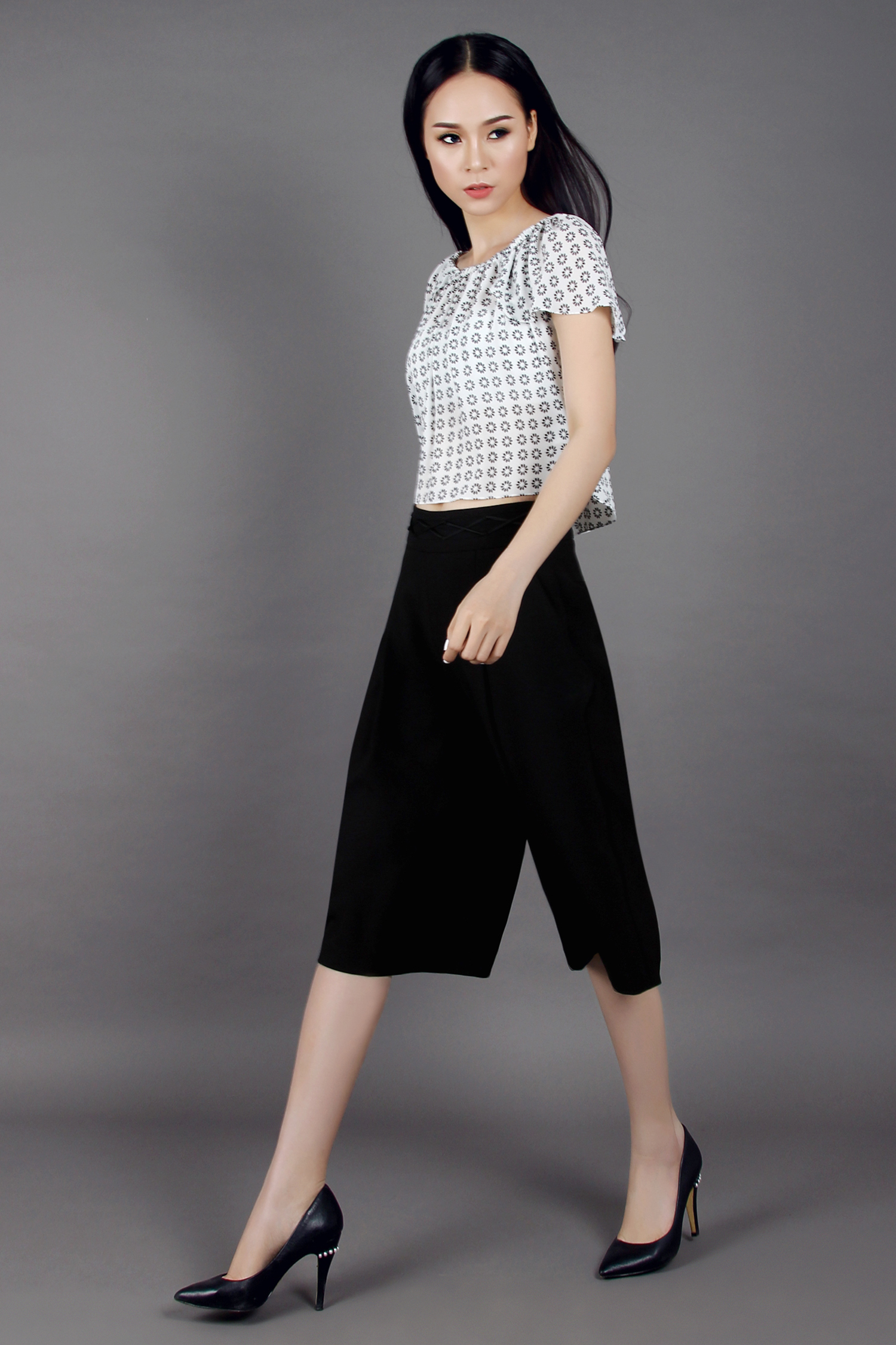 ao so mi hoa tiet dong xu