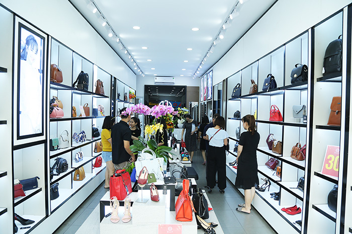 khai truong elly dong nai 96 3