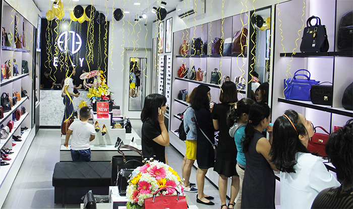 khai truong elly binh duong 7