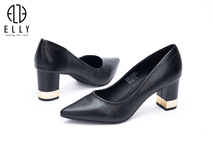 giay cao got mui nhon 7cm mau den. jpg