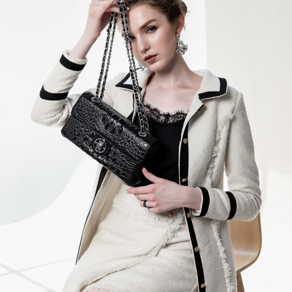 tui xach nu cao cap da that elly et97 17 1