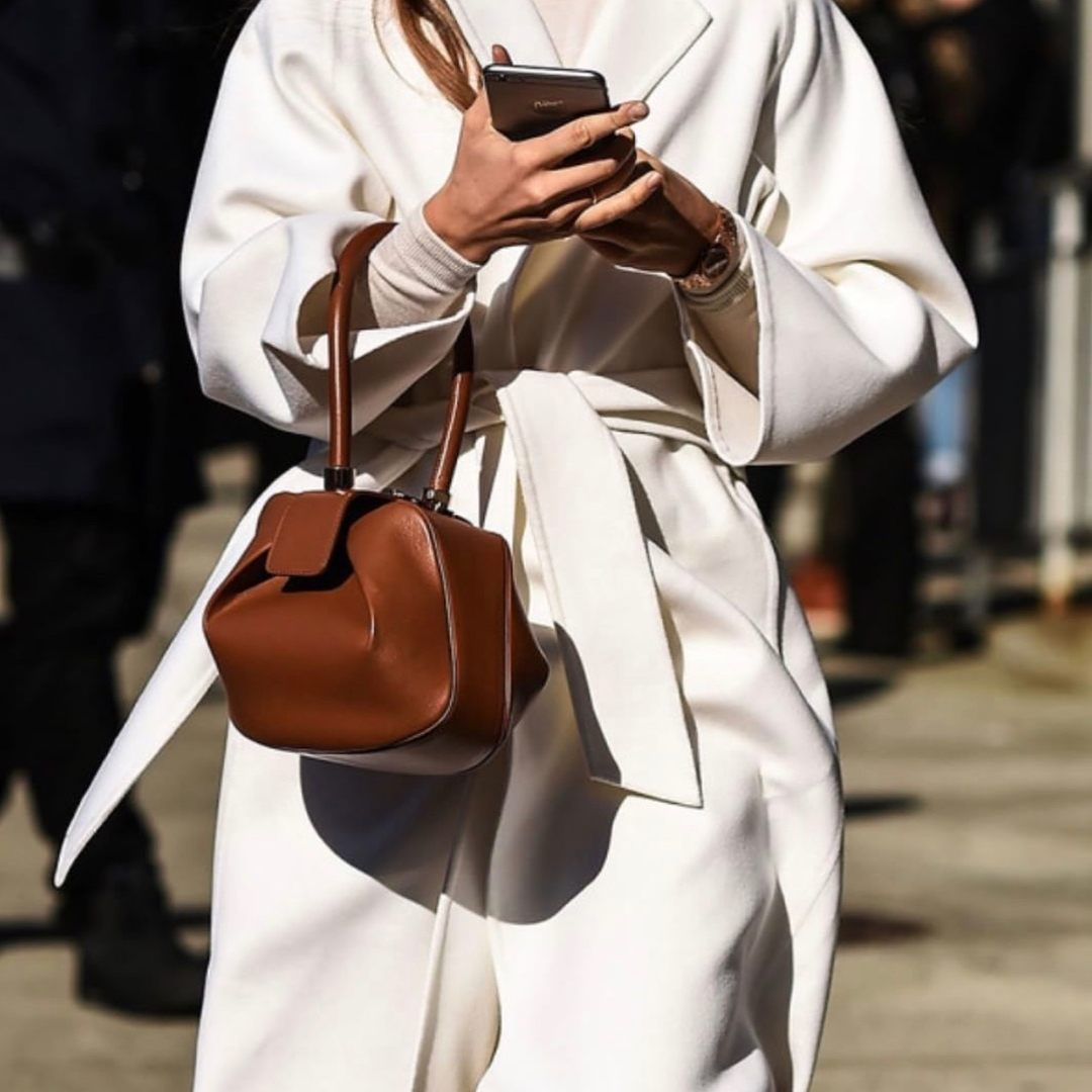 nhung mau tui xach kinh dien mang ten nguoi noi tieng.9