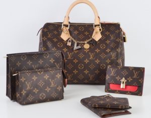 Túi Louis Vuitton: Tổng quan thương hiệu túi xách nổi tiếng Louis Vuitton