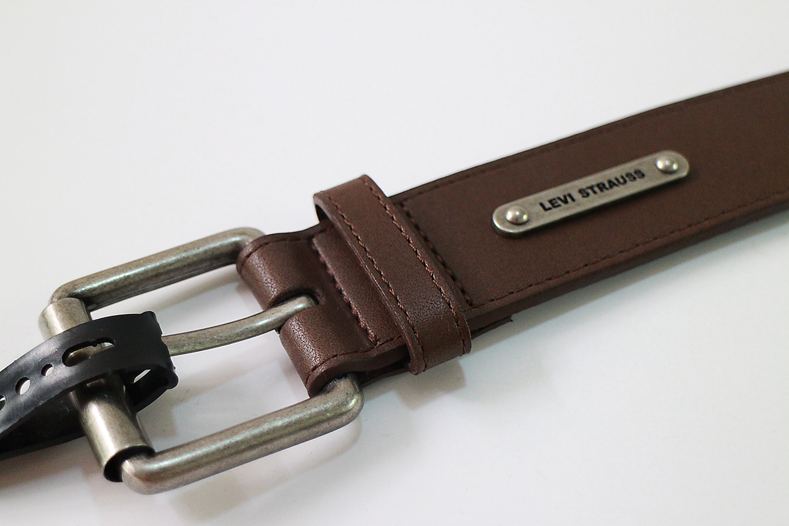 tong quan thuong hieu that lung levis.8