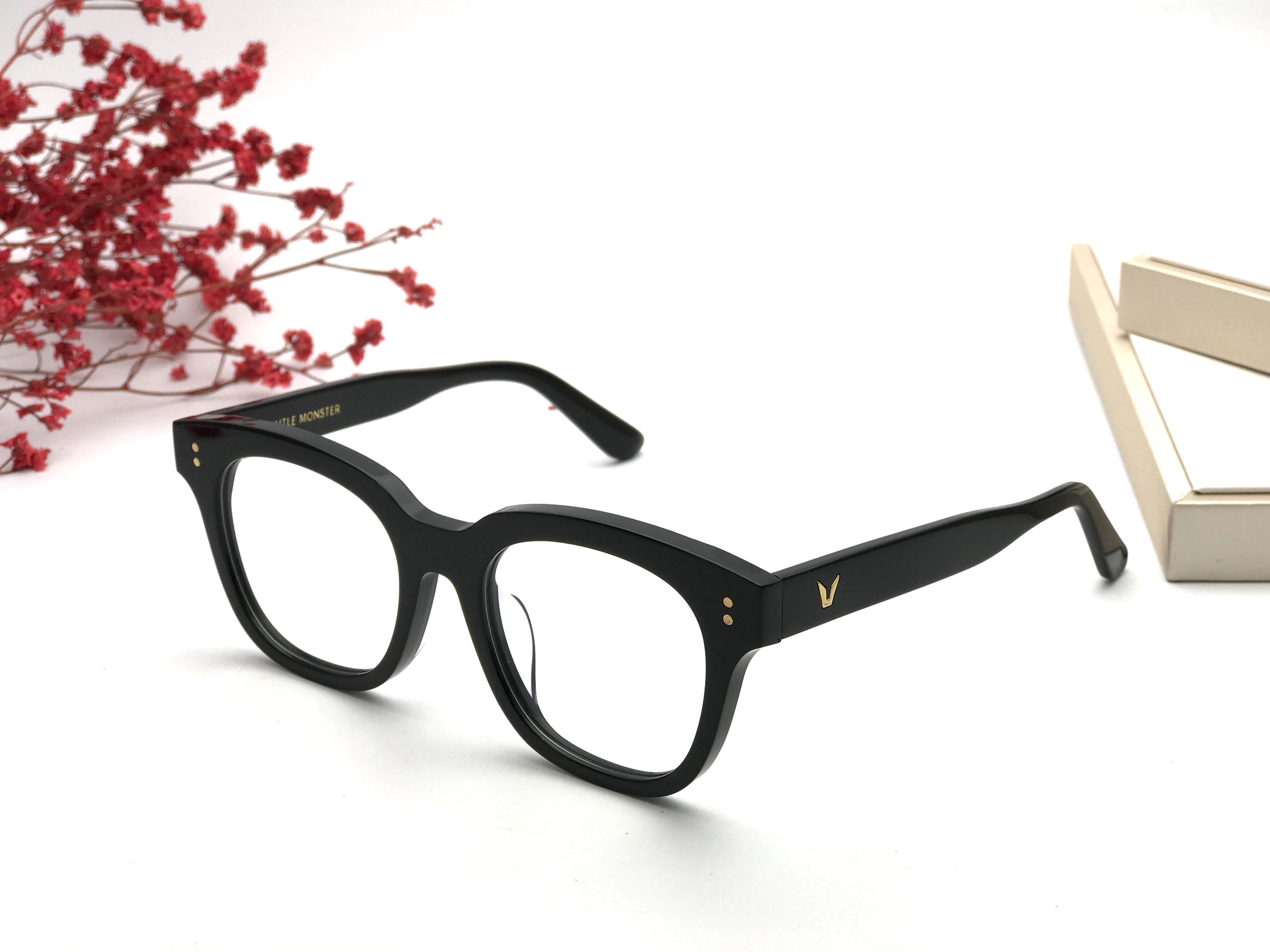 thong tin chi tiet ve thuong hieu kinh gentle monster.13