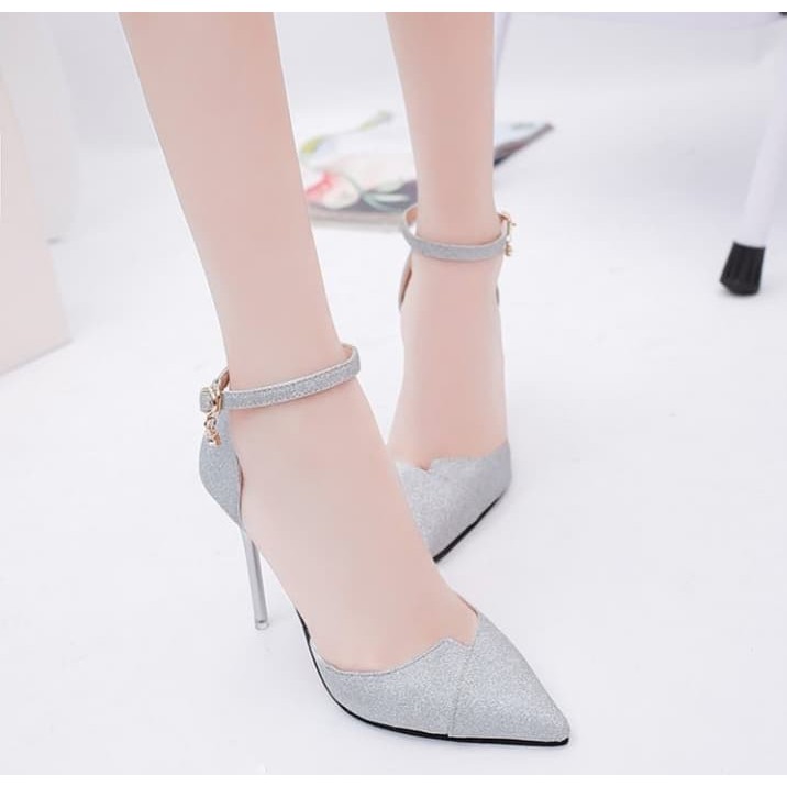 tim hieu nhung doi giay cao got dep cac nang phai so huu 2021.6