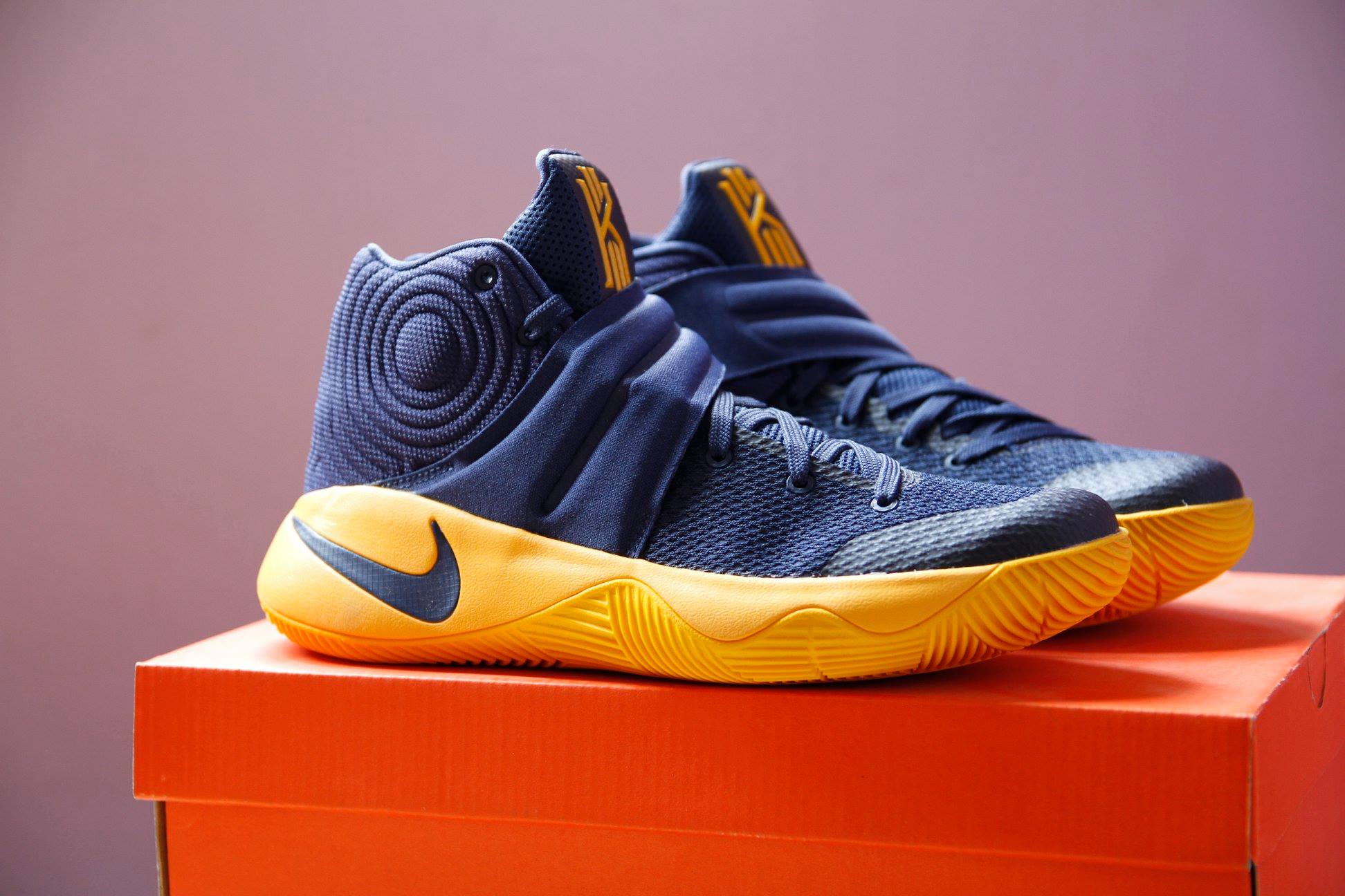 top nhung doi giay bong ro tre trung nang dong cho dan the thao.3