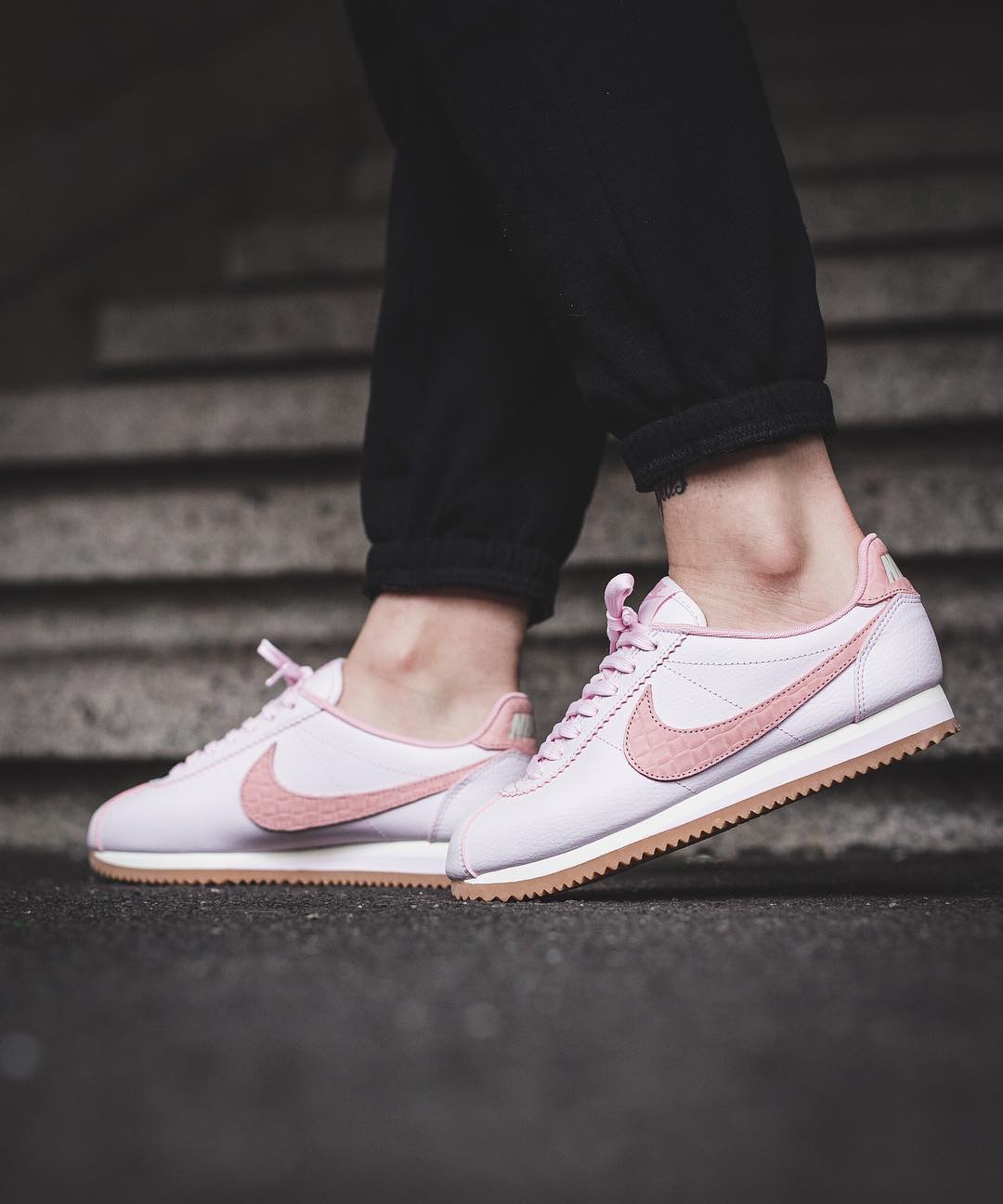 top 10 giay the thao nu dep khien ban me man tu cai nhin dau tien.7