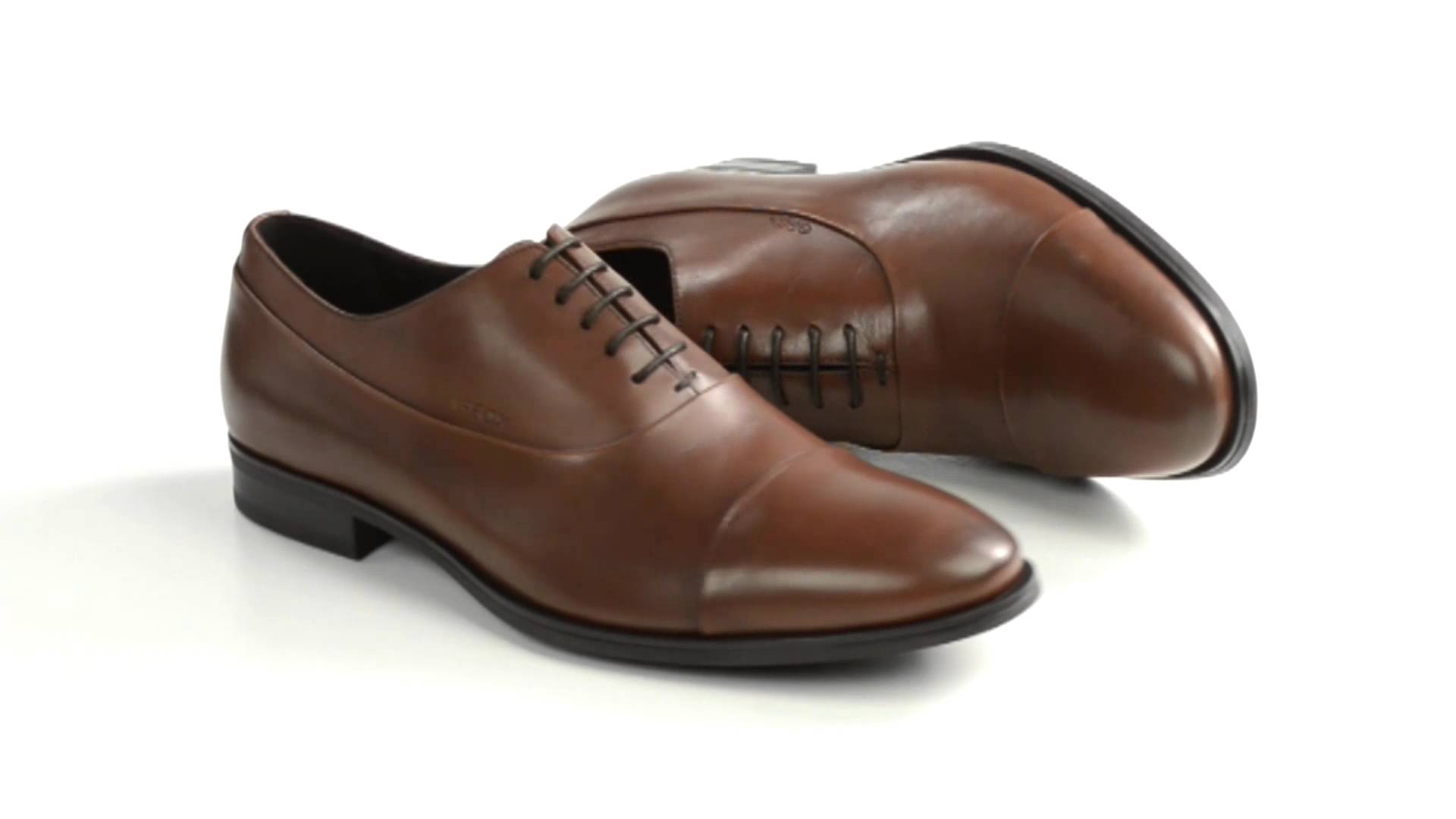 diem danh nhung thuong hieu giay da nam dang so huu nhat tai tp ho chi minh.6