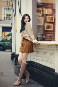 giay mau nau phoi do gi dep