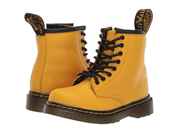 diem danh nhung doi giay dr martens hoan hao nhat.9