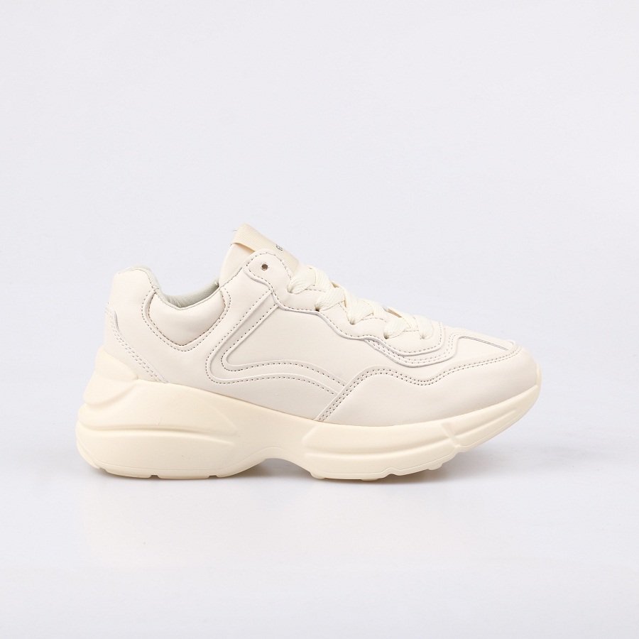 disney rhyton doi giay sneaker hieu gucci khong the bo lo.5