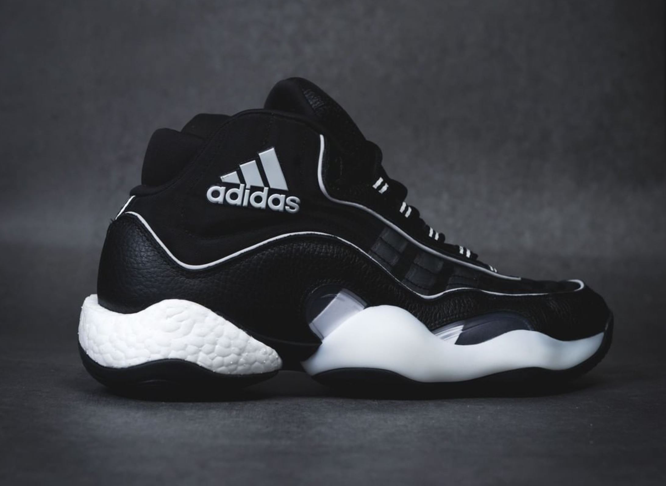 nhung doi giay adidas original duoc tin do thoi trang san lung.14