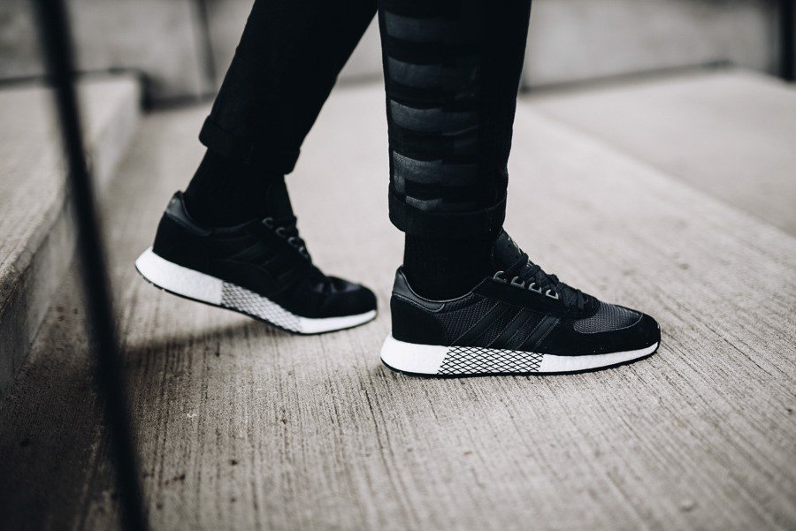 nhung doi giay adidas original duoc tin do thoi trang san lung.12