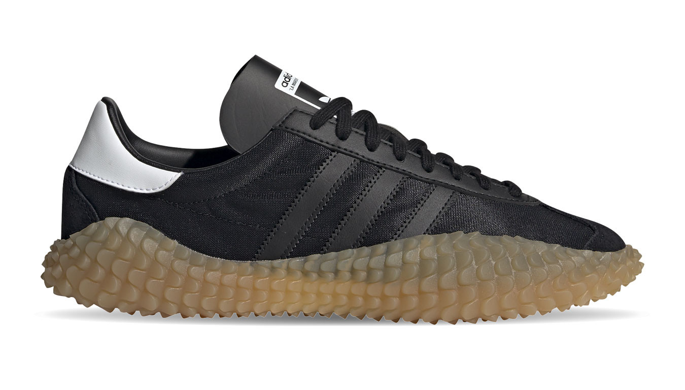 nhung doi giay adidas original duoc tin do thoi trang san lung.11