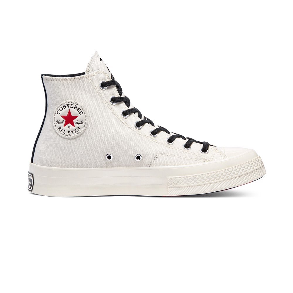 tong hop nhung doi giay the thao duoc mua nhieu nhat trong nam 2021.11