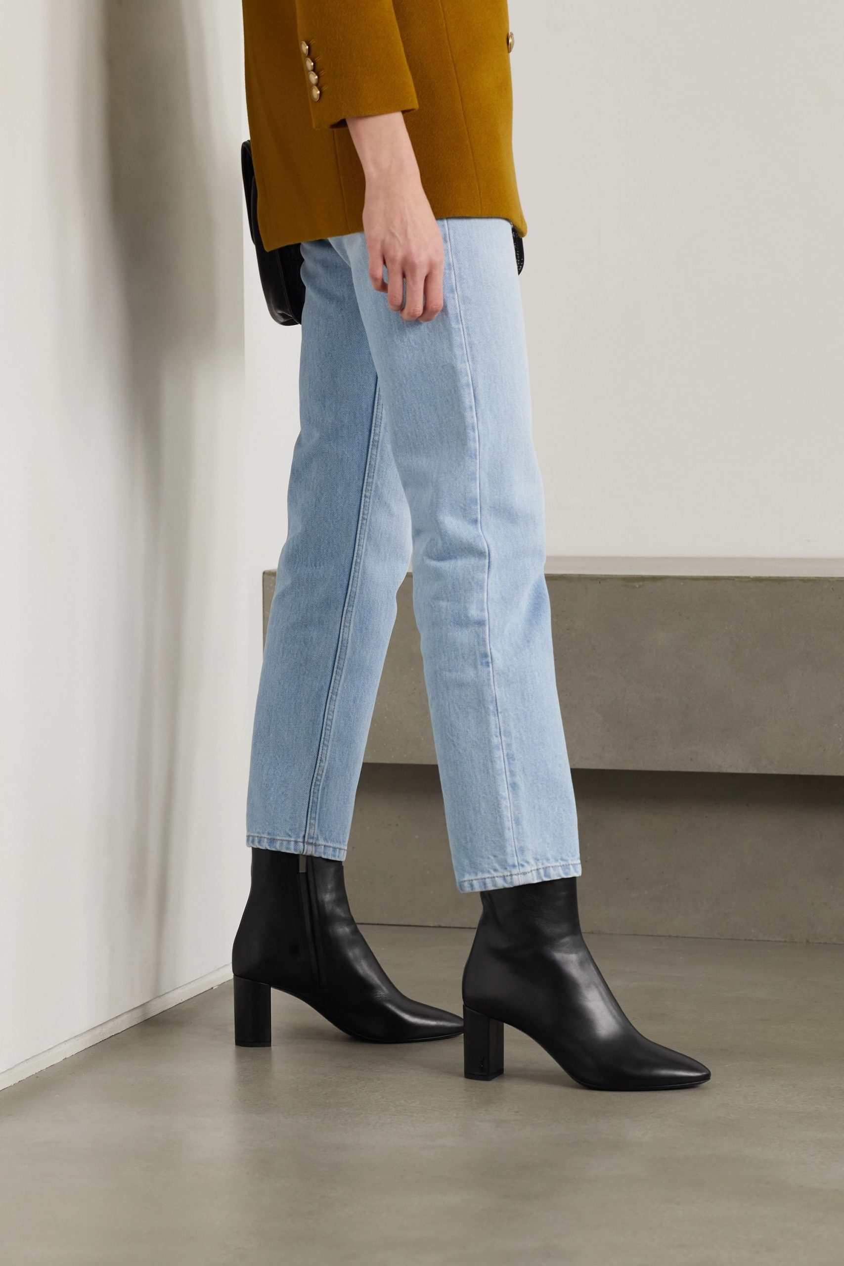 nhung doi boots nao se duoc san lung nhieu nhat mua dong nam nay.3 scaled