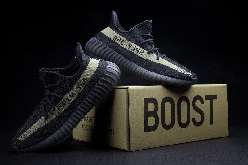 nhung doi giay yeezy 350 va yeezy 350 v2 dinh dam nhat.11