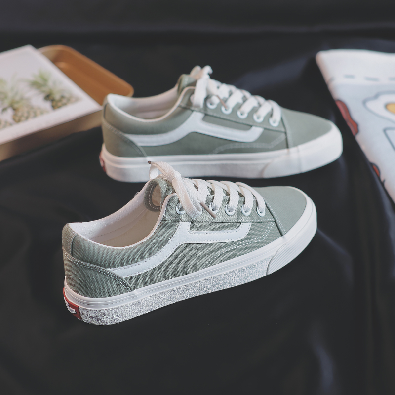 nhung doi giay vai thinh hanh nhat nam 2022.1