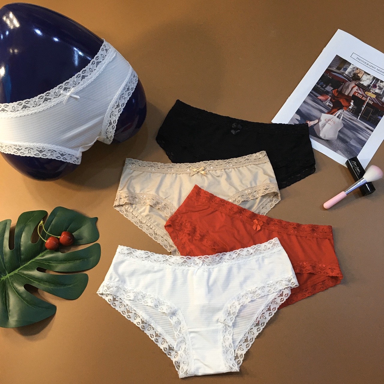 quan lot nu thun lanh 1