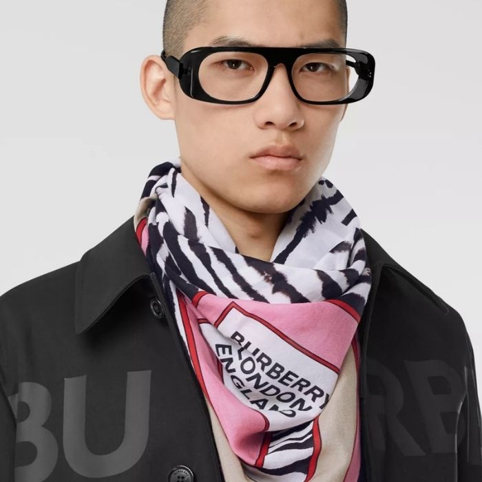 top 3 khan choang duoc san don nhat cua burbery3