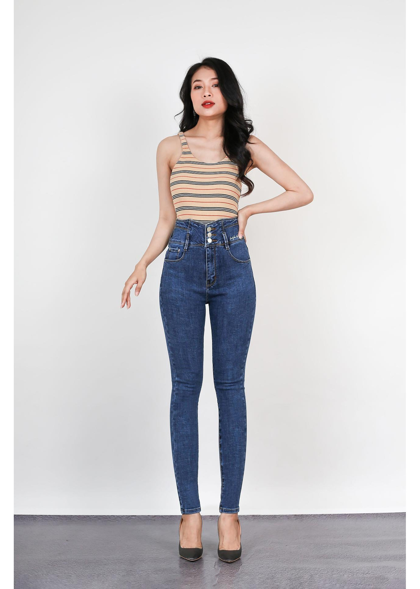 nhung luu y khi lua chon mot chiec quan cap cao phu hop.3