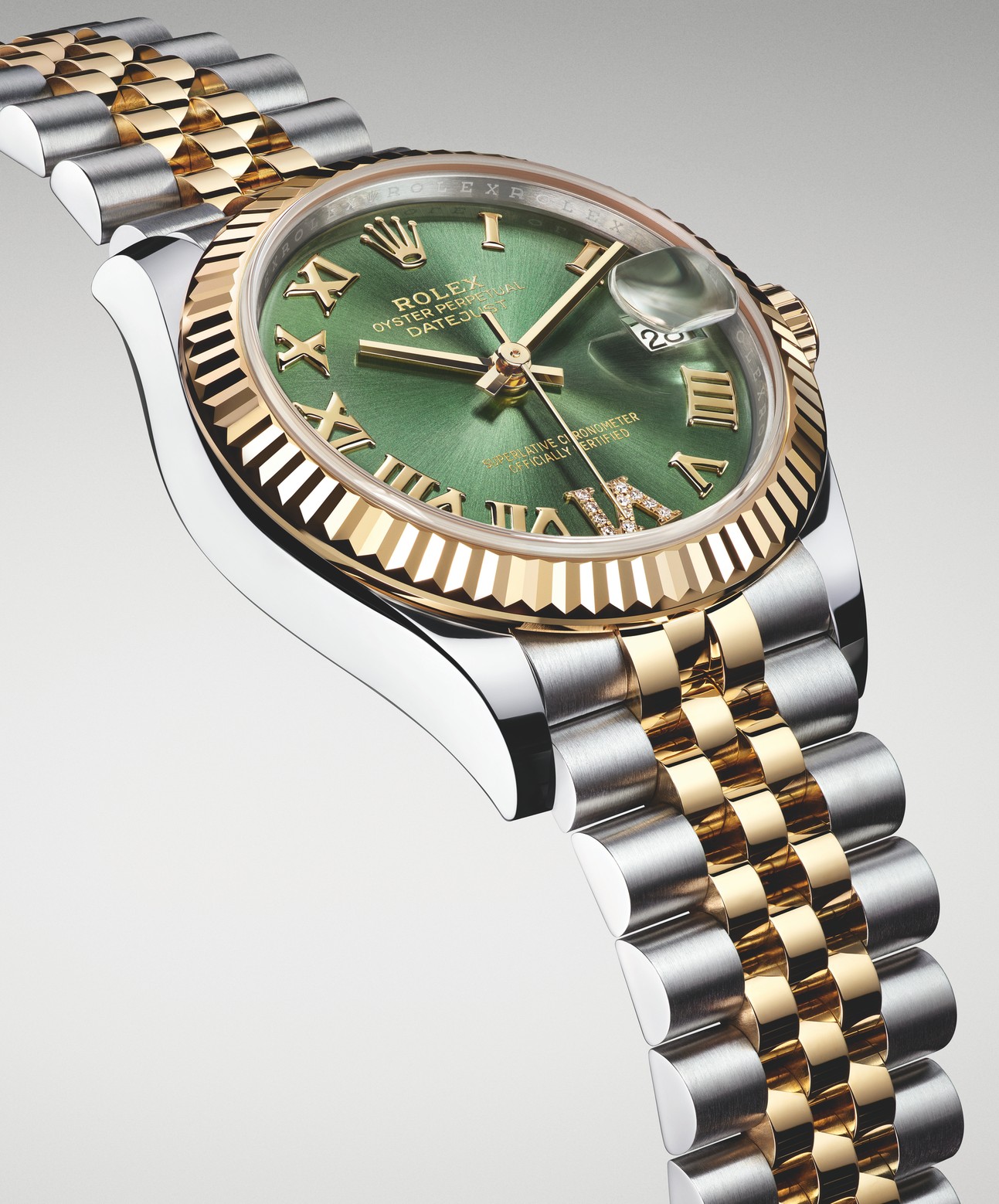 kham pha tung chi tiet cua chiec dong ho rolex datejust 31 cao cap.2