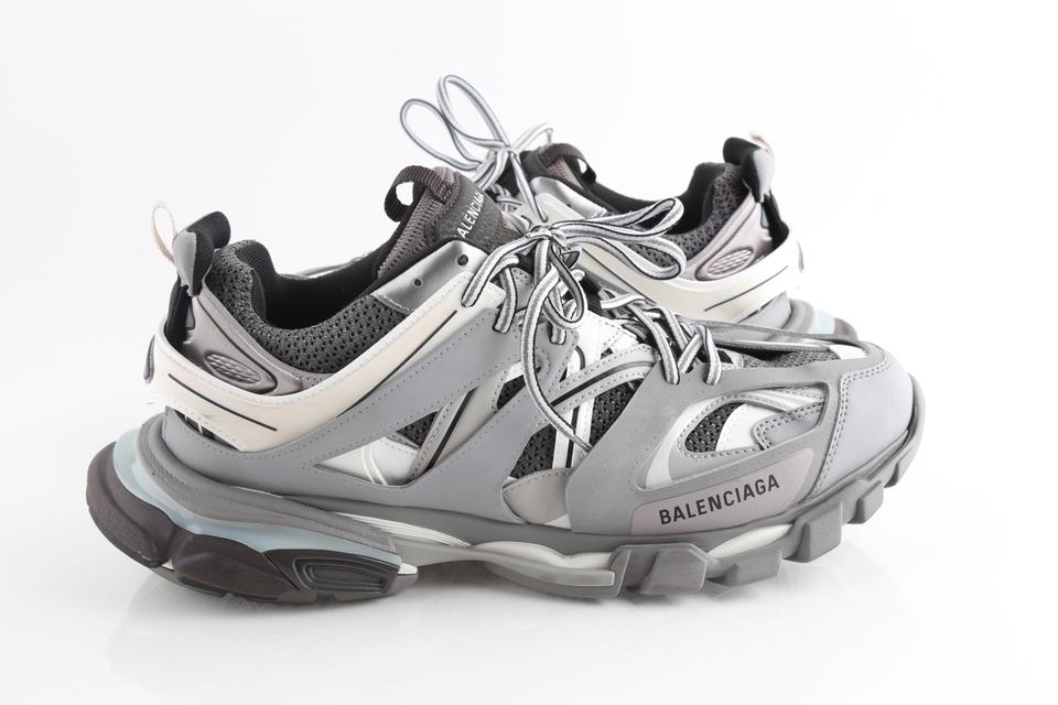 nhung doi balenciaga track 3 0 cuc chat khong the bo qua.7