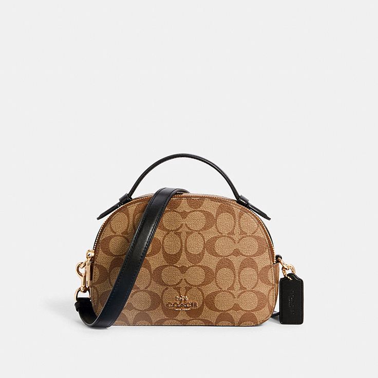 xu huong monogram trong nhung thiet ke thoi trang cua coach.2