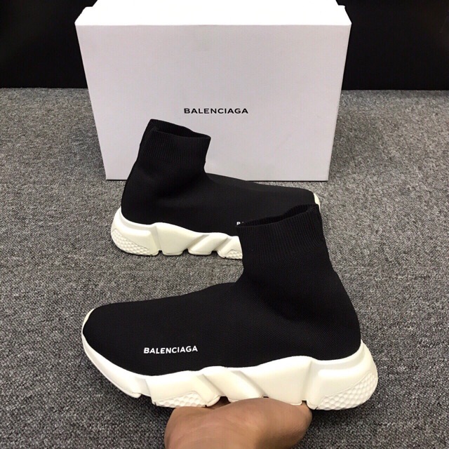 tong hop nhung doi giay sneaker cao co danh cho ca nam va nu.4