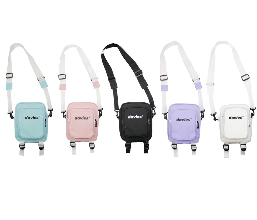 7 mau tui nam deo cheo duoc yeu thich den tu local brand.3