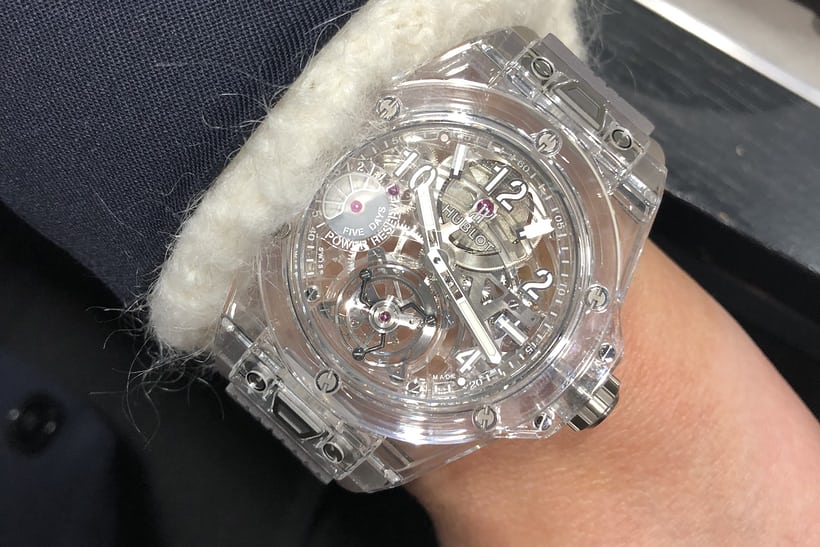 top 6 chiec dong ho lo xuong va trong suot doc dao nhat nam 2022.7