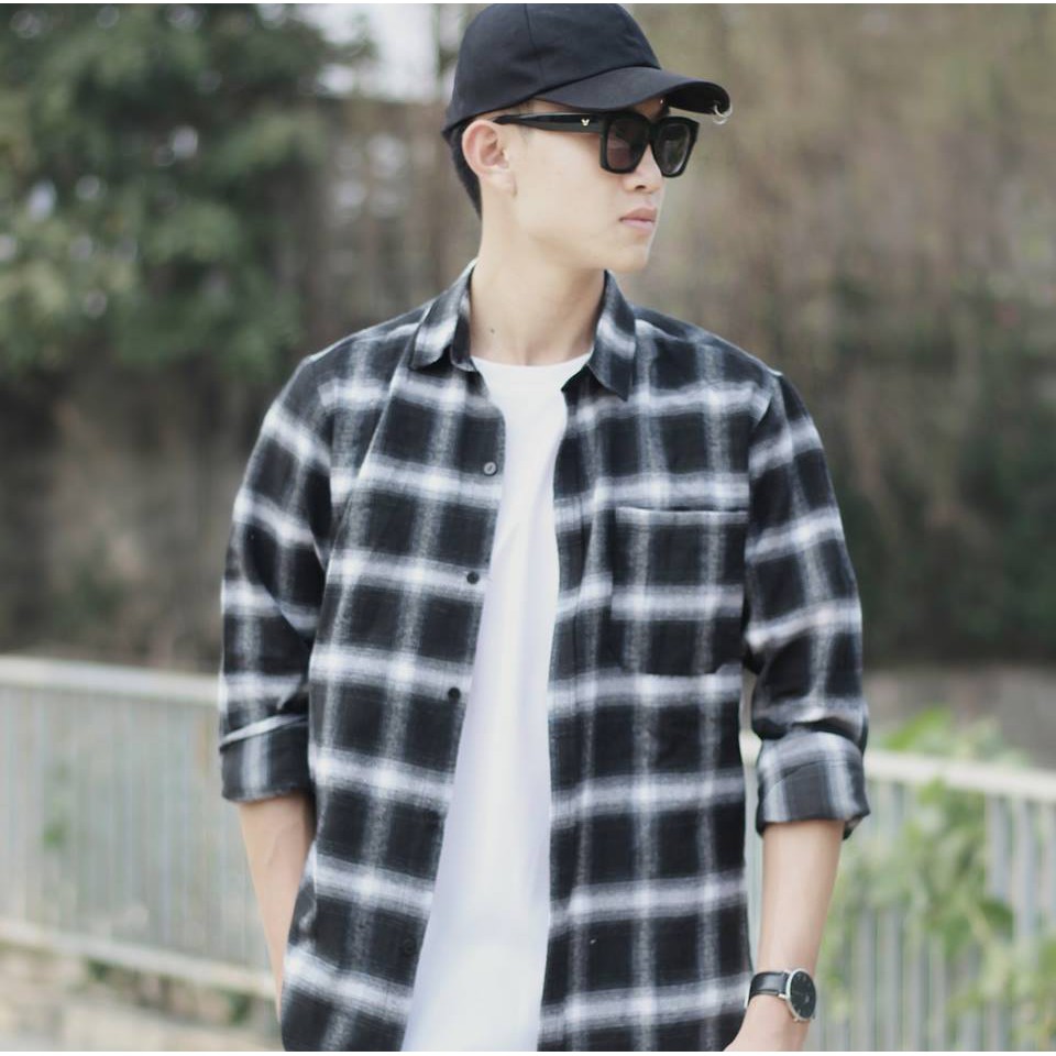 nhung kieu ao so mi nam hoa tiet hot nhat cho mua he nam nay.1