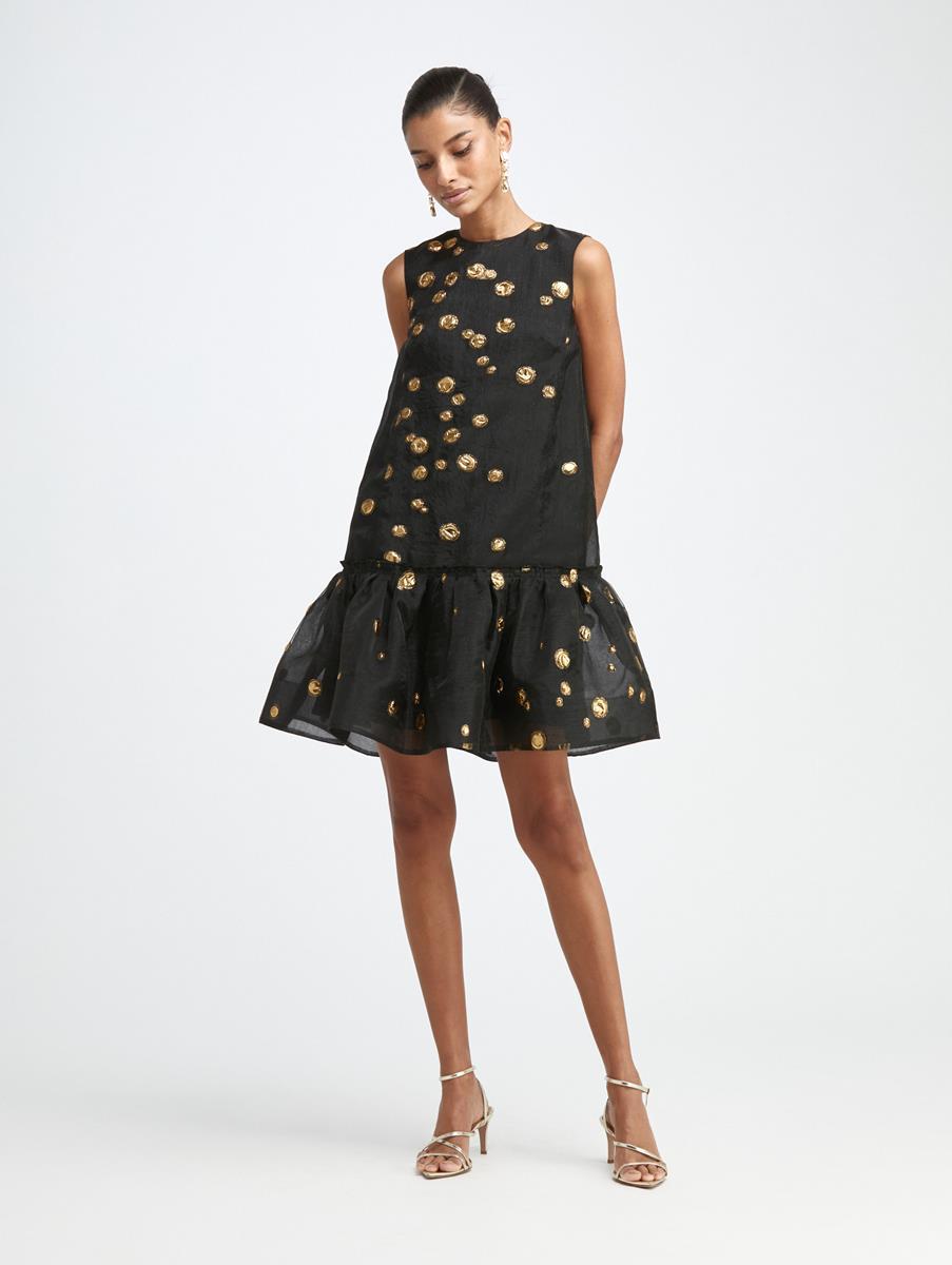 huong dan chi em cach mac vay ha eo ton dang chuan nhat.3