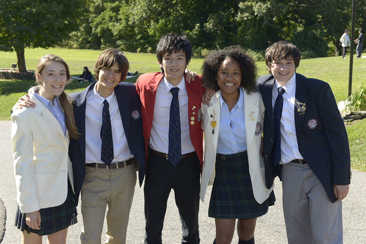 tim hieu ve nhung loai dress code pho bien hien nay.1