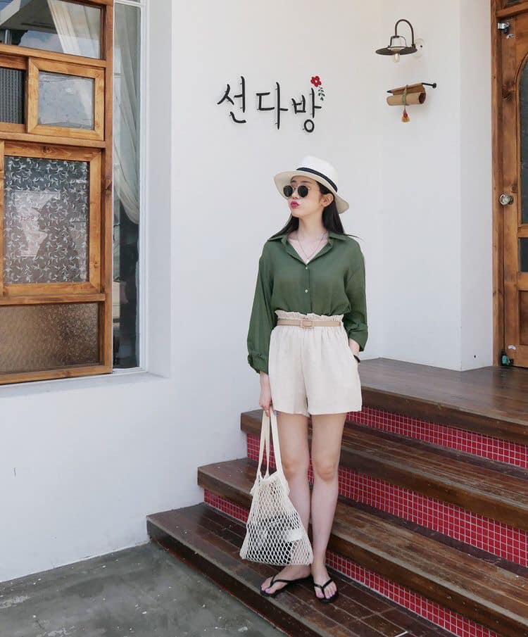 tuyet chieu mix do sang chanh cung quan short va ao so mi.5