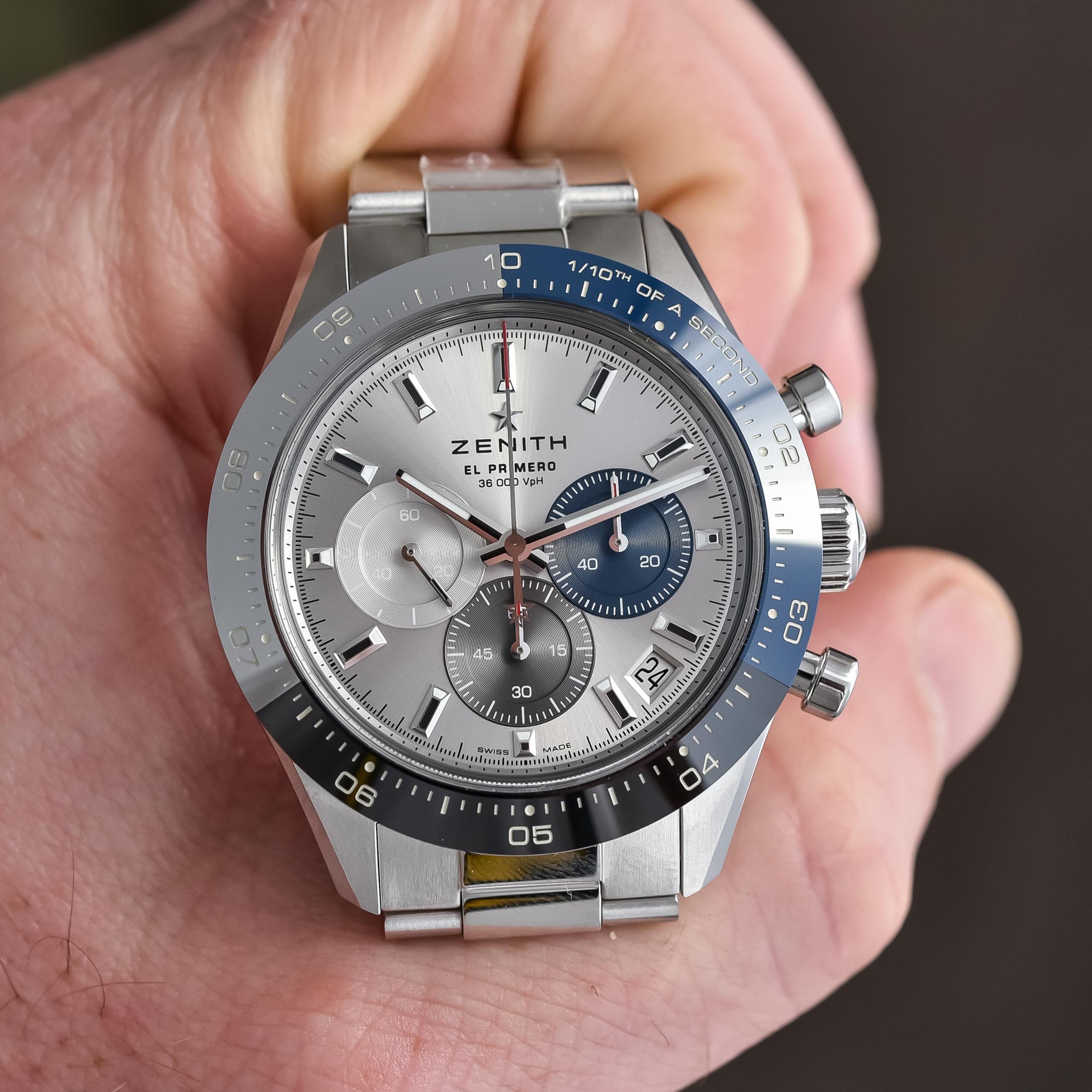 nhung chiec dong ho cao cap dang duoc gioi mo dieu san lung.6