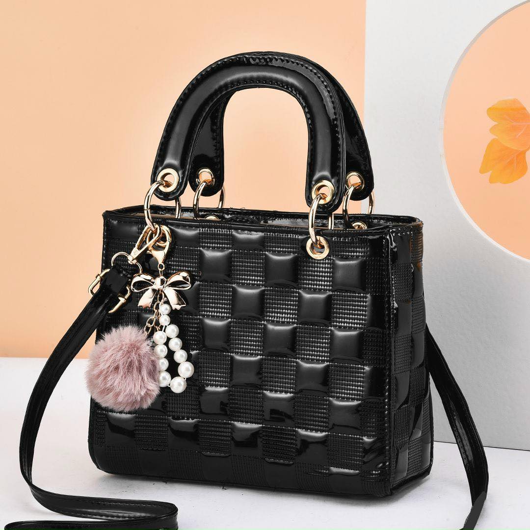 top 5 dia chi ban tui xach balo vi da giay dep dong ho tot nhat quan phu nhuan tp ho chi minh.6