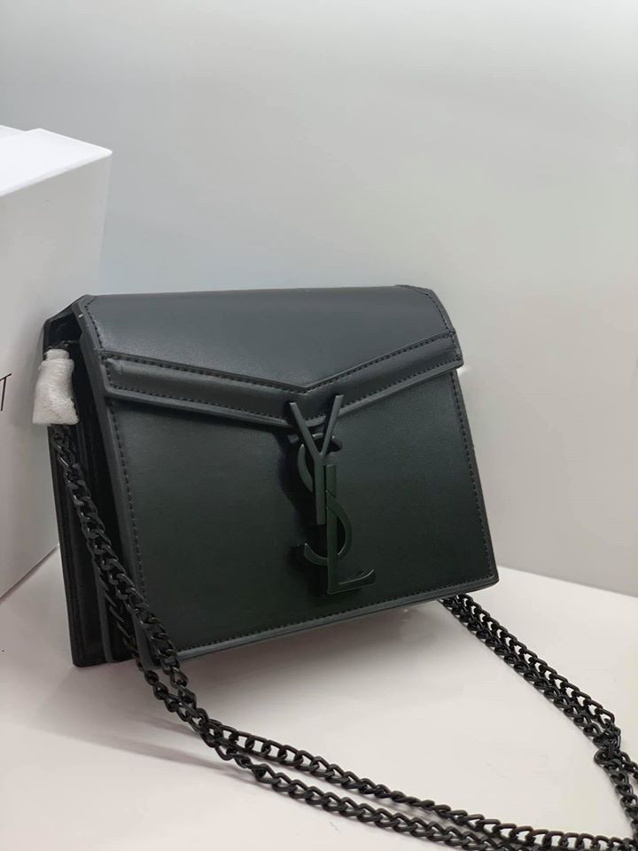 top 5 dia chi ban tui xach balo giay dep vi da kinh mat dong ho hot nhat vinh yen vinh phuc.6