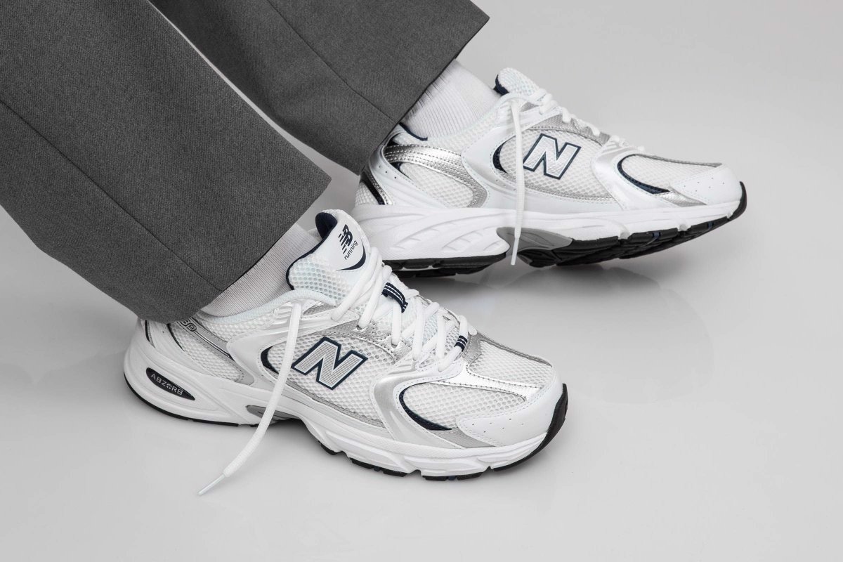 man comback hoan hao cua new balance voi su ket hop hoan hao cua nguoi noi tieng.2