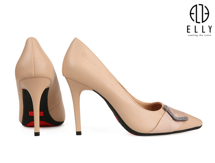 top 5 kieu giay giup nang u30 hack tuoi thanh cong.3