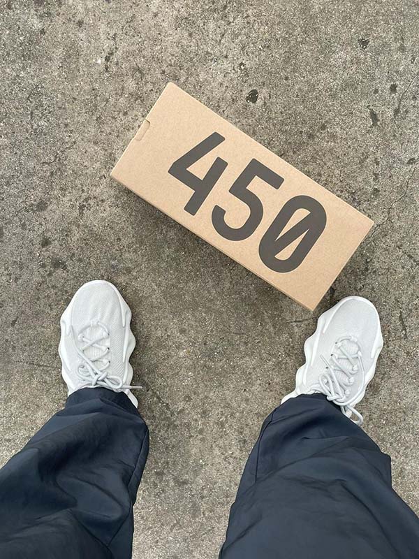 net doc la cua doi giay adidas yeezy 450 dark sulfur.2