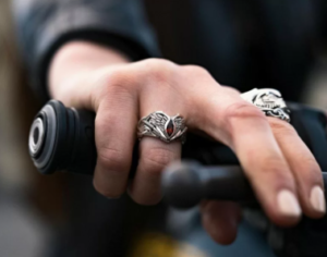 cach nhan biet nhan My