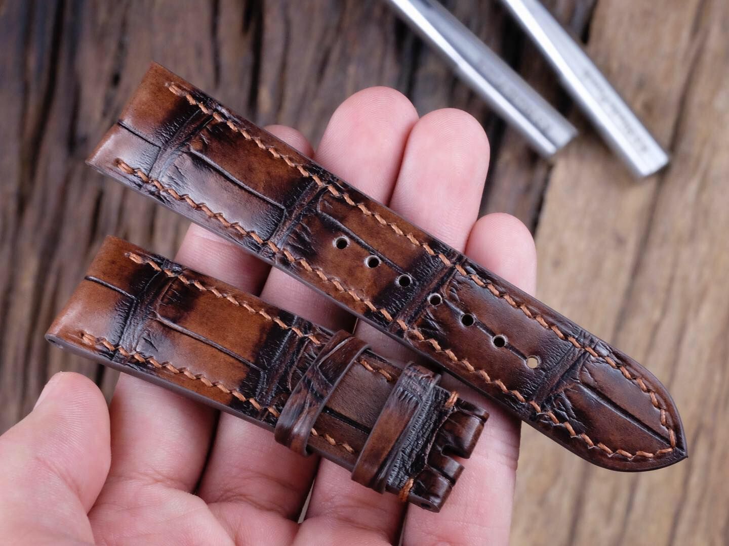 cach bao ve day da dong ho luon ben dep trong qua trinh su dung.5