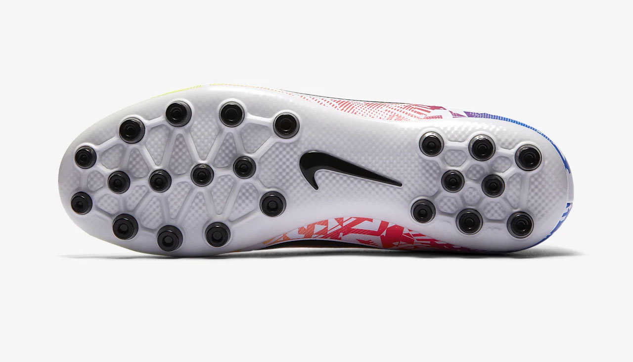 thong tin ve giay dinh trong bong da ma khong phai ai cung biet.5