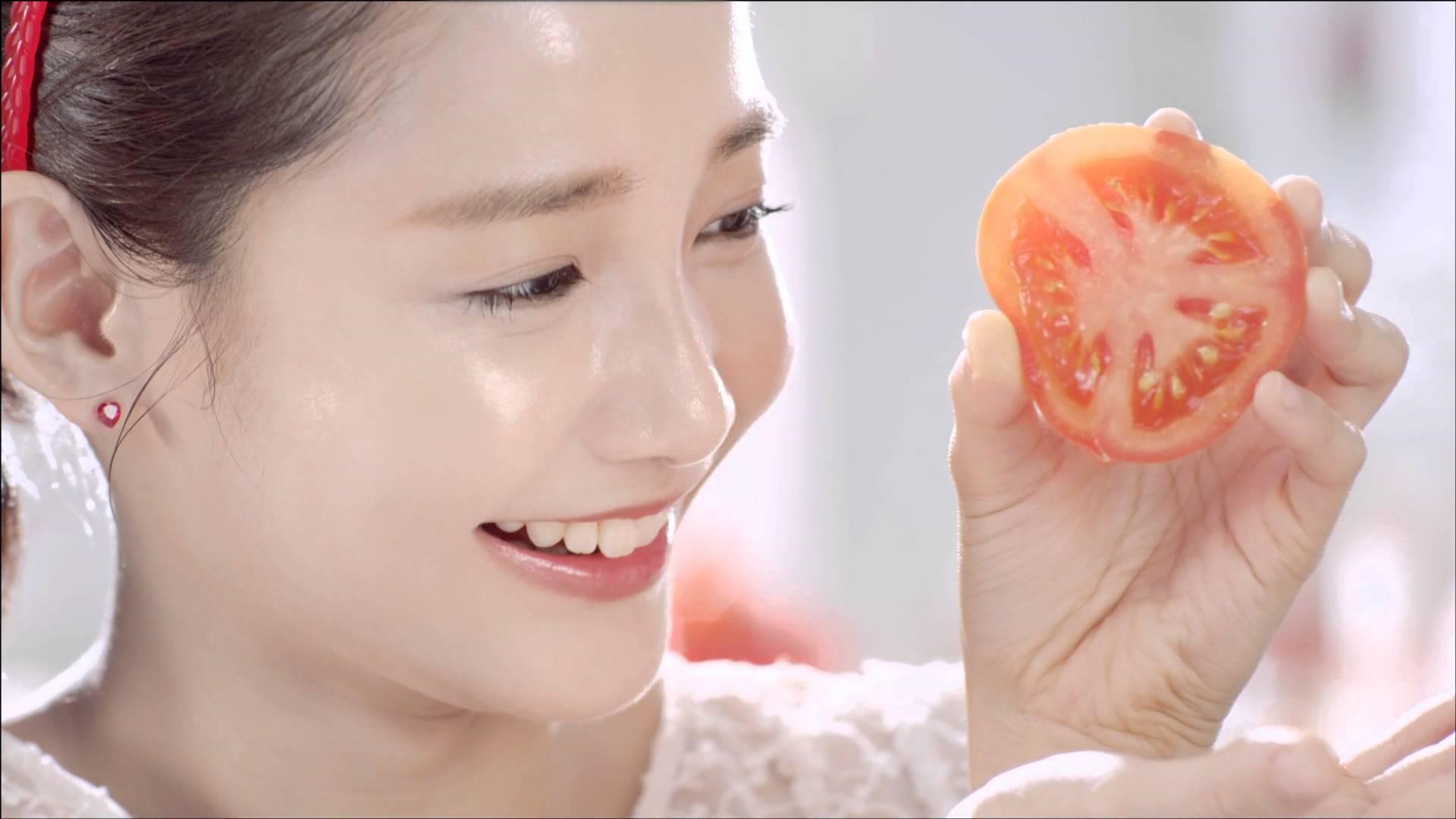 5 cach lam mat na ca chua duong da sang min